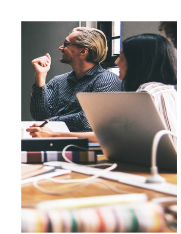 Classes de computación y Orientación para mercado laboral