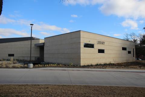 Exterior of the Forest Green Branch Library