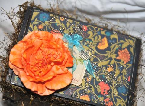 Transform ordinary journals into unique, artful masterpieces as you explore new techniques, unleash your creativity, and leave with a one-of-a-kind journal that tells your story. Our Workshop is supported in part by the City of Dallas Office of Arts and Culture. 