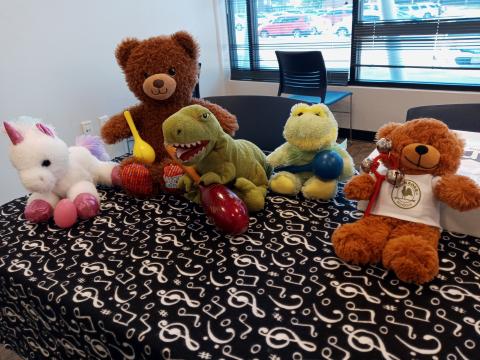 Teddy Bear Sleepover 2022 - Music Time