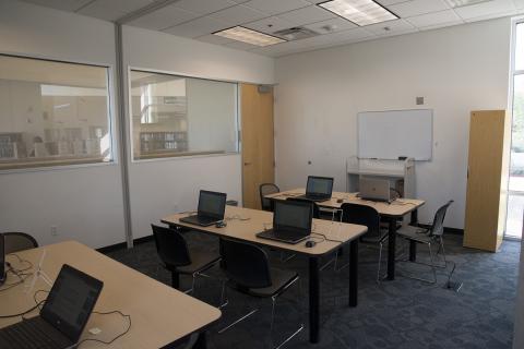 Paul Laurence Dunbar Lancaster-Kiest - Training Room