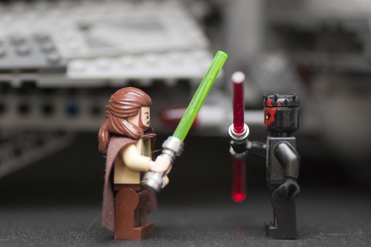 https://pixabay.com/photos/lego-star-wars-empire-toys-4426542/