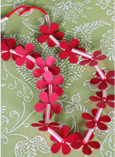 Example of Paper Leis Craft for Kids