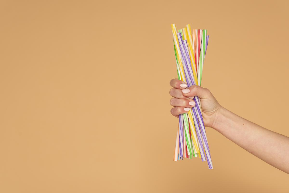 Rocket straws